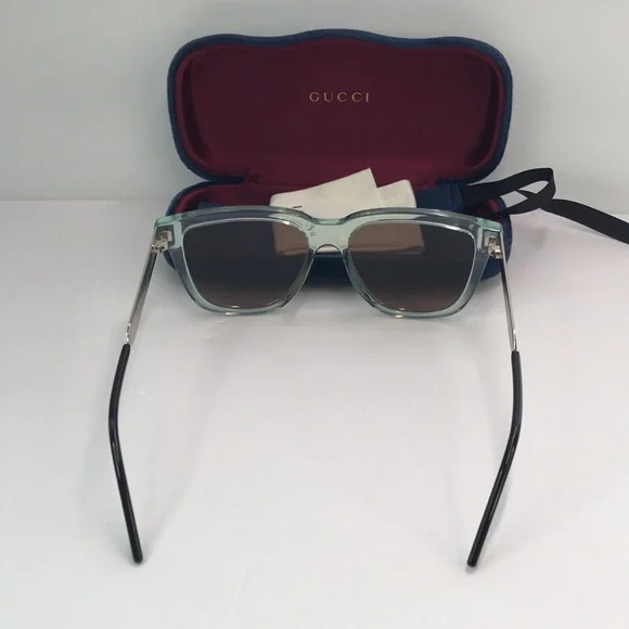 Gucci GG0976S 002 in injected material , in green rectangular/square Sunglasses - Picture 10 of 14
